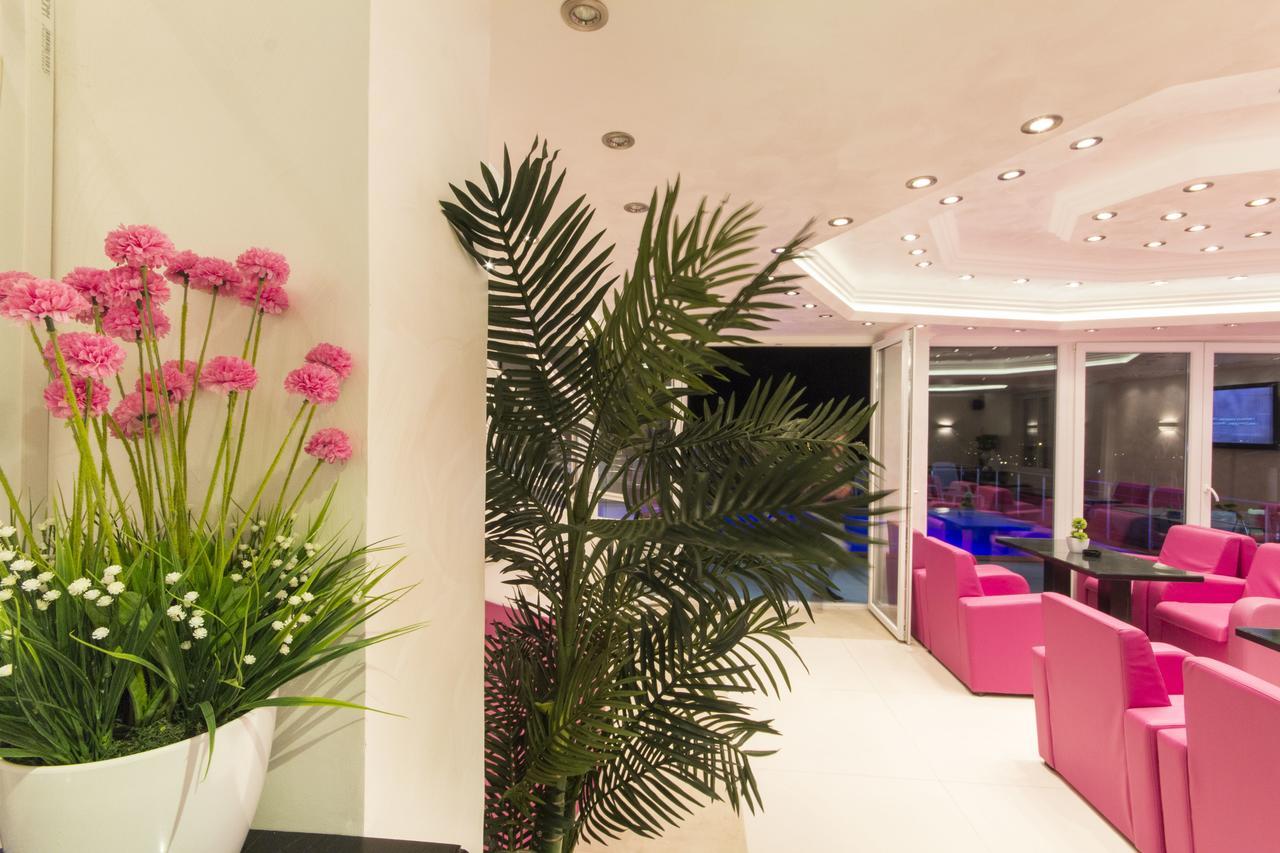 Hotel Miami Spa And Wellness Belgrado Exterior foto